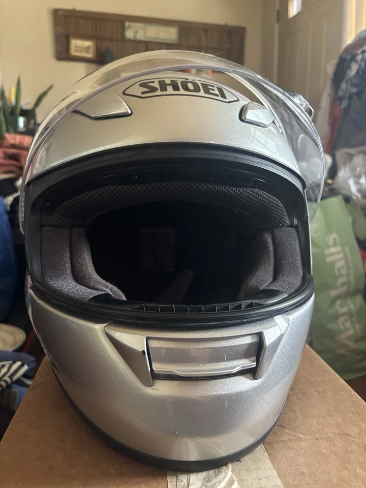 Capacete de motocicleta Shoei RF-1100 rosto inteiro tamanho XXL prata brilhante - Imagem 1 de 4