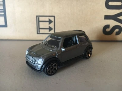 2021 Matchbox - 2003 Mini Cooper S - LOOSE - Image 1 of 4