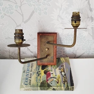 Vintage Salvaged Reclaimed Wood & Brass 2 Arm Wall Sconce Circa 30's 40's Prop - Picture 1 of 13