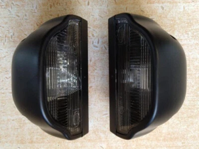 2 Feux éclaireurs de plaque ar Universels Iveco, Daf, Mercedes, RVI etc. NEUFS - Photo 1/4