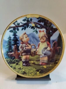 Hummel Seasons Of Joy Plate, 1999 Bradford Exchange, May - Picture 1 of 3