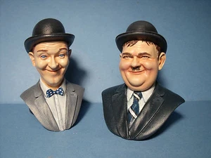 FIGURINES 1/8 LAUREL ET HARDY VROOM NOT PEINT AUTOART NOREV MINICHAMPS - Foto 1 di 1