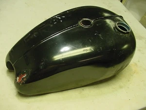 TRIUMPH 650 1971 72 TR6R GAS TANK FUEL TANK PART # 83-2881 LARGE 4 3/4 GALLON - Picture 1 of 7