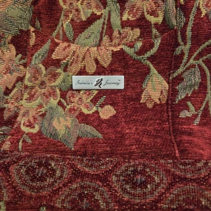 Cartera de Hombro Isabella's Journey Tapiz Diseño Floral Forrada Muy Limpia - Imagen 1 de 18