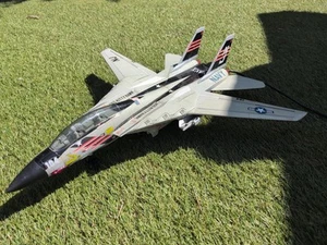 Vintage New Bright USS Kitty Hawk F-14 Tomcat RC Jet Plane with Remote – Works! - Picture 1 of 18