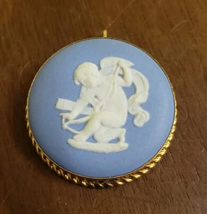 Wedgwood Blue Jasperware Gold Filled Cupid Cameo Brooch or Pendant VTG Signed - Picture 1 of 5
