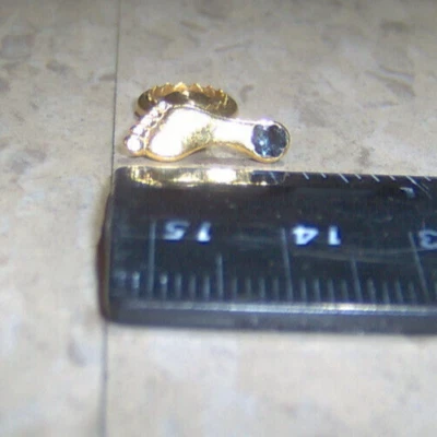 Ball of Foot and Toes Screwback Lapel or Hat Pin Badge w/ Black Inlay - Image 1 of 4