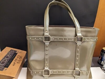 Bolso de mano Beijo cromado Foto 1 de 4