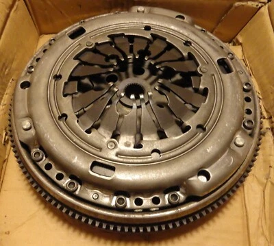 Unused Heavy Duty LuK 417 0019 11/14H05 Clutch Kit for AUDI SEAT SKODA VW Others Foto 1 de 3