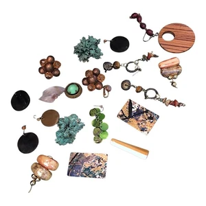 Broken Bits and Bobbles Vintage Jewelry for Artisan Use - Picture 1 of 4