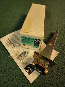 NEW NOS White-Rodgers 5C02-51 Furnace Limit Control 150-250 ° F - 7" insertion - Picture 1 of 4