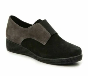 NEW VANELI GRAY BLACK SUEDE WALKING WEDGE COMFORT PUMPS SIZE 7.5 M $135 - Picture 1 of 4