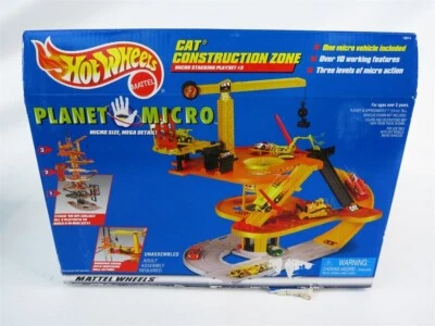 NOS 1997 HOT WHEELS CAT Construction Zone Micro Stacking Playset #3 Planet Micro - Image 1 of 4
