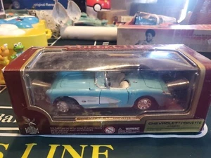 Road Legends 1:24 Chevrolet Corvette 1957 Baby Blue NIB - Picture 1 of 11