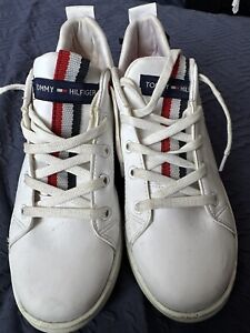 Women’s Tommy Hilfiger White Trainers - Size 5