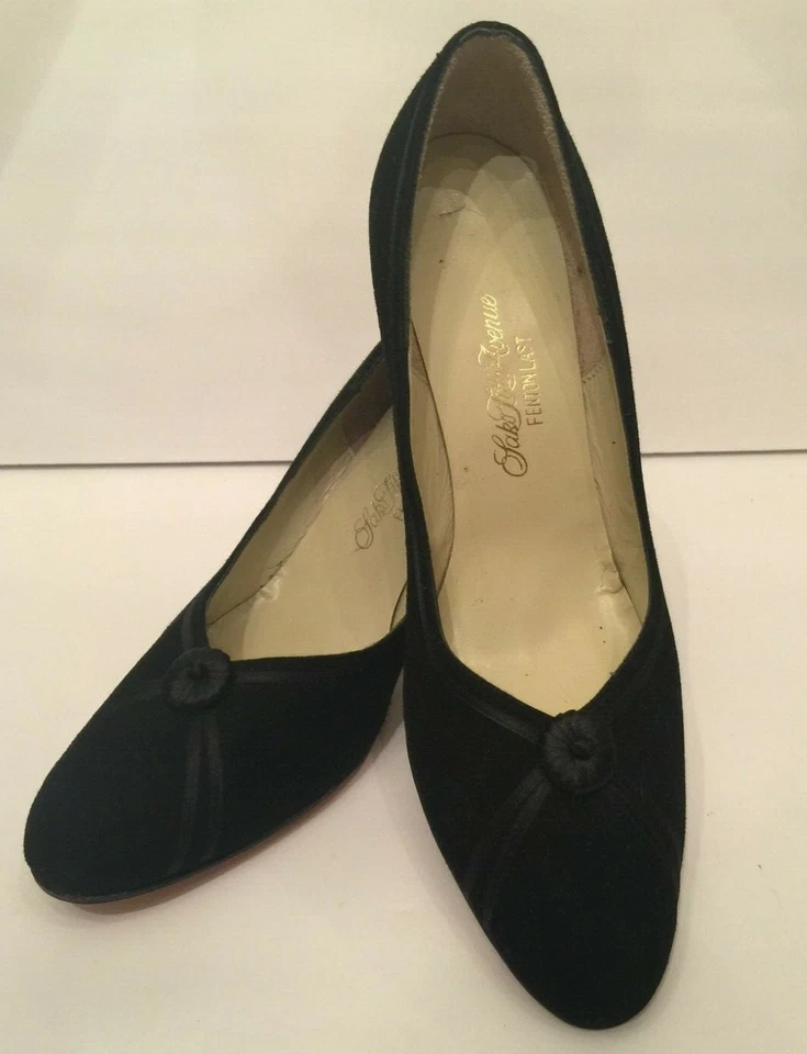 Saks Fifth Avenue Womens Classic Pumps Size 6B Black Suede Round Toe Satin Trim  - Image 1 of 4