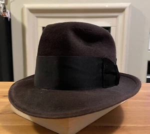 1960s Vintage Dobbs Twenty Brown Stingy Brim Snap Brim Fedora 6 ⅞ - Picture 1 of 23