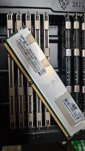 Samsung / HP 4GB 2RX4 PC3 10600R 9-10-E1-P0 M393B5170EH1 500203-061 - Afbeelding 1 van 2