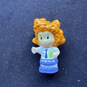 Fisher Price Little People Red Hair Girl 2012 Sofie Pen In Pocket Book School - Picture 1 of 2