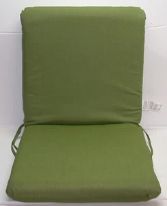 Sunbrella® Outdoor Patio Chair Cushion ~ Spectrum Cilantro ~ 22 x 44.5 x 3 NEW - Picture 1 of 3