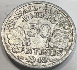 1942 France 50 Centimes - Circulated Coin - Aluminum TRAVAIL•FAMILLE•PATRIE - Picture 1 of 7