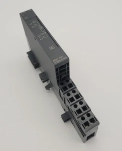 Siemens Simatic ET200S 2AO ST U 6ES7135-4FB01-0AB0 / 6ES7135-4FB01-0AB0 come nuovo - Foto 1 di 7