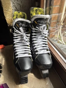 Bauer Supreme S23 Senior Herren-Schlittschuhe Eishockey Hockey-Skates Schwarz - Bild 1 von 3