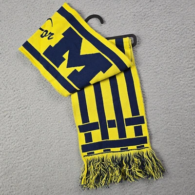 Bufanda University Of Michian U Of M Azul AMARILLO EXTERIOR LIGERO Go Blue NUEVA CON ETIQUETAS Foto 1 de 4