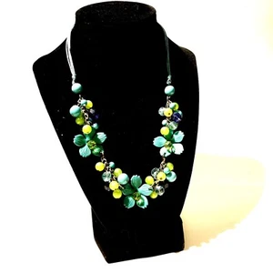 Perlenkette Leder Blumen Aqua Blau Grün Boho Festival Natur - Bild 1 von 4