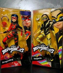 Paquete de 2 muñecas Miraculous Dolls 26 cm Dragon Bug & Vesperia - NUEVO - Imagen 1 de 1