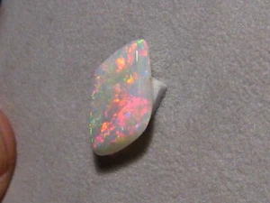 3.8 ct.   Natural Light  Opal from Coober Pedy - Picture 1 of 14