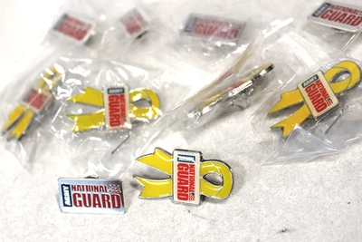 10 alfileres de solapa de la Guardia Nacional del Ejército - 5 cintas amarillas y 5 plateadas Foto 1 de 3