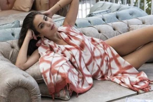 Tie Dye 100% Baumwolle weiches Strandtuch - rot - Bild 1 von 12