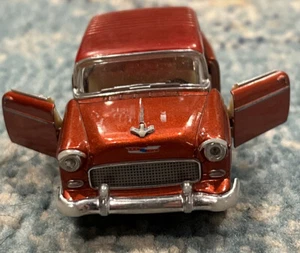 Kinsmart Pullback 1955 Chevy Nomad 1/40 Scale Die-Cast Metal Car Red/White - Picture 1 of 6