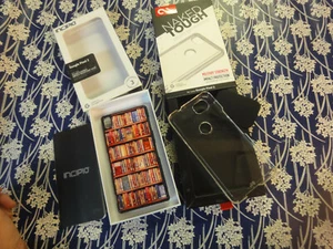 Fundas para teléfono Google Pixel 2 Casemate transparente desnudo toque diseño estantería Incipio - Imagen 1 de 7