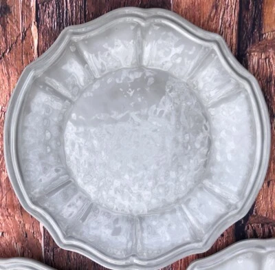 Juego de 3 platos de ensalada de melamina gris exterior rústicos Williams Sonoma Foto 1 de 4