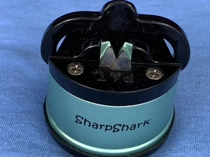 SHARP SHARK --- KNIFE SHARPENER WITH SUCTION BOTTOM - Picture 1 of 4