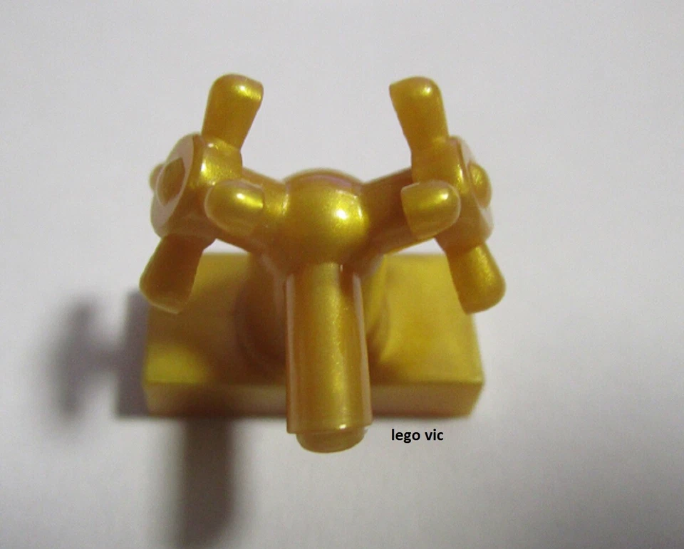 Lego 6936 x2 Faucet Robinet Pearl Gold Belville 7585 Friends 3188 41007 MOC A70 - Photo 1/1