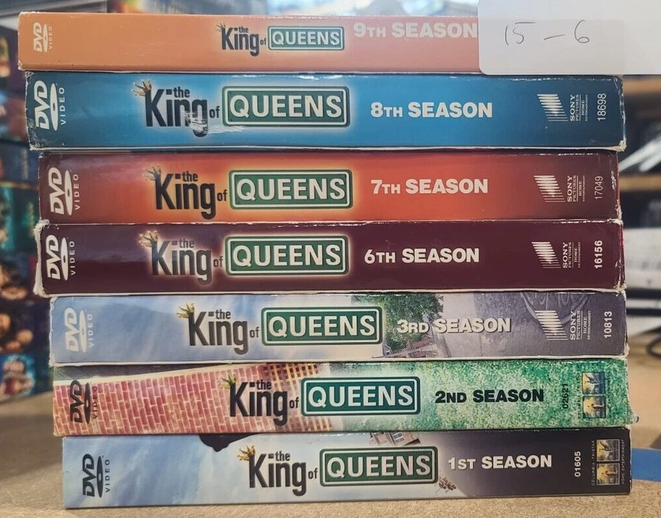 The King of Queens TV Series Seasons 1, 2 , 3, 6, 7, 8, 9 DVD Box Set Assorted Foto 1 de 1
