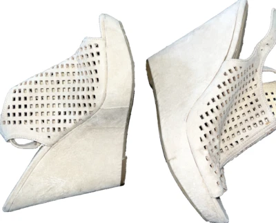 Sandalia de cuña china de gamuza tostada clara marfil crema de lavandería talla UE 38 EE. UU. 8 Foto 1 de 4