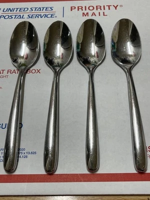 4 Hampton Silversmiths Slope Stainless Soup Spoons - Image 1 of 3