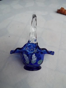 Mini cesta Fenton azul cobalto, pintada a mano - Imagen 1 de 6