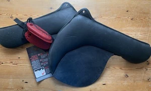 Thorowgood Saddle Fish L6 3D 17.5" Cob GP Slimline Black Panels & 4 Fish - Picture 1 of 6