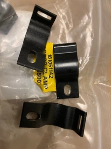 3 X GENUINE MIRROR CLAMP 181051142 - Picture 1 of 6