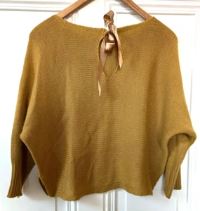 Feiner Pullover curryfarben mit Nackenschleifchen Gr. M - Bild 1 von 4