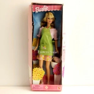 Barbie Flower Shop Doll Bouquet Basket Watering Can Green Apron Mattel 1999 - Picture 1 of 5