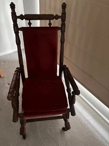 19th Century Rocking Chair - Picture 1 of 3