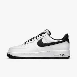 Nike Nike Air Force 1 '07 Low Classic White Black Trainers | DH7561-102 - Picture 1 of 8