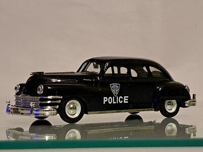 1:43 scale Chrysler Windsor 1947 US Police car diecast model  - Image 1 of 4