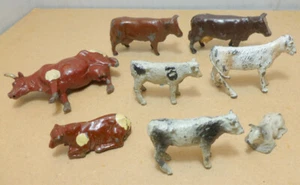 Vintage Lead Britains Johillco Crescent Etc - Cow Calf Figures - Picture 1 of 4